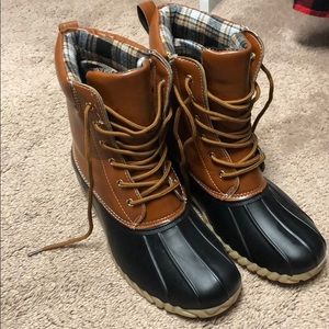 Duck Boots 9